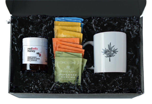 Kitchen Toke Gift box with Red Belly Honey and Harney & Sons Tea
